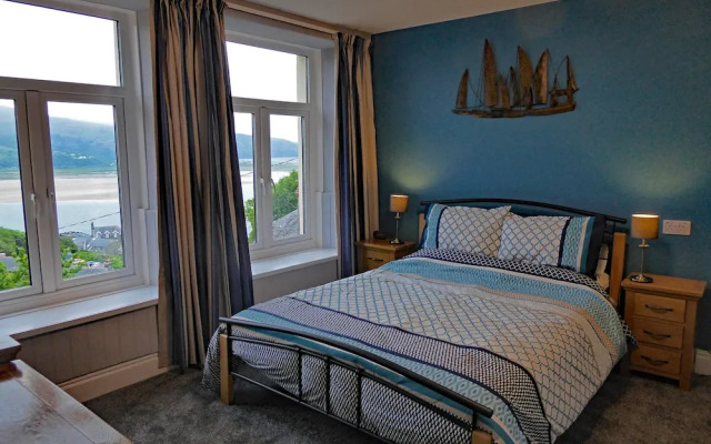 Bryn Melyn Apartments