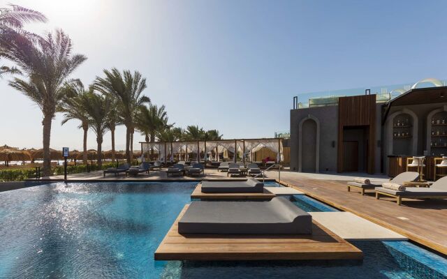 SUNRISE Tucana Resort - Posh Club