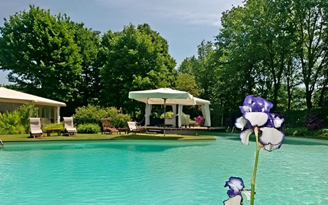 Resort Dei Limoni