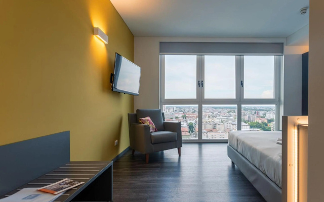 Sky Tower Suite