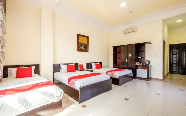 Coop's Hotel & Apartments