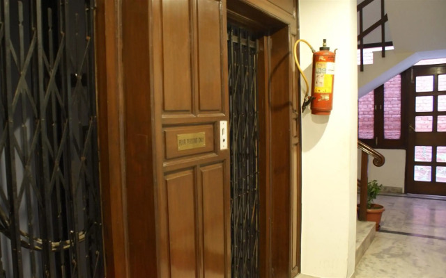 Alpana Hotel