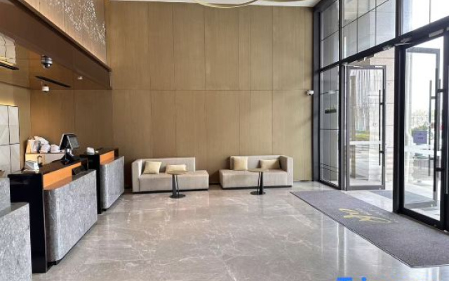 Homeinn Plus Hotel (Shanghai Dishui Lake Planetarium)