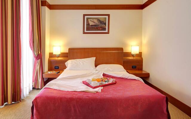 Hotel Re