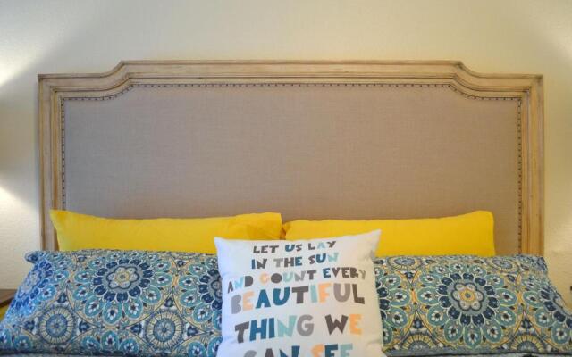 Bradenton Lakefront Home 1903