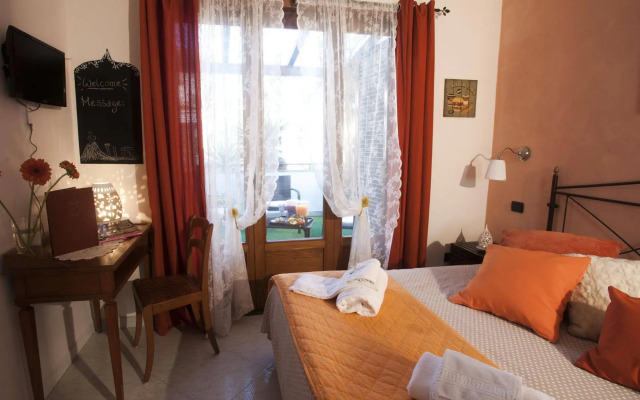 B&B Elena