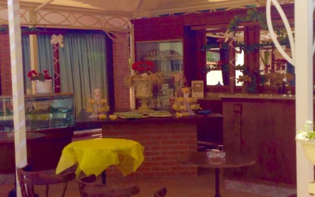 Villa Paradise Resort