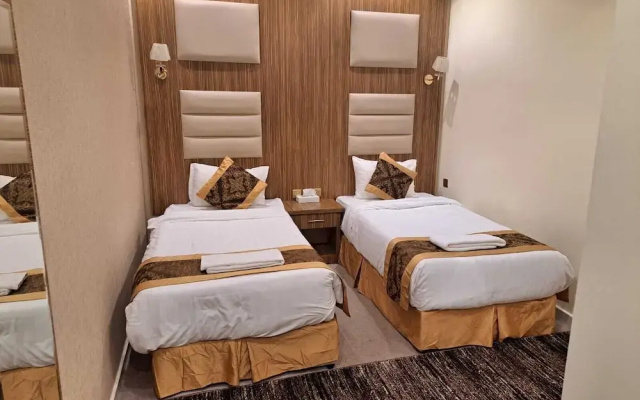 Golden Pearl Hotel