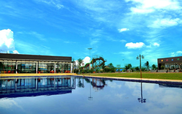 Lancui Lake Tian Mu Hot Spring Resort