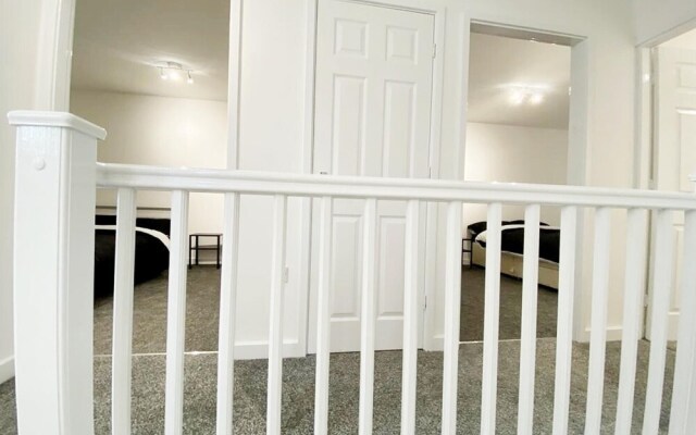 Remarkable 3-bed House in Sheffield