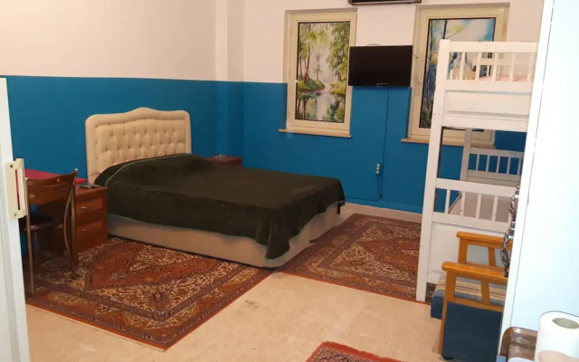 Mai Ak Pansiyon