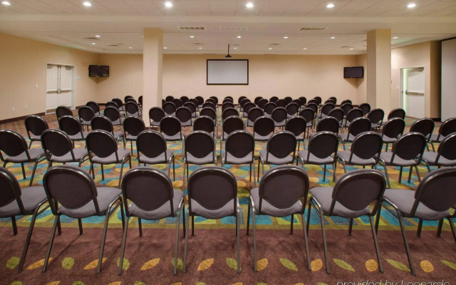 Holiday Inn Lincoln Southwest by IHG