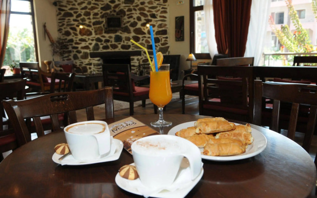 Hotel Nostos