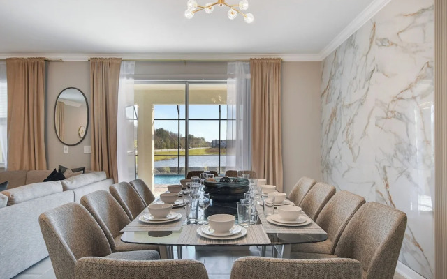 Storey Lake 10br Lakeview Home Pool/spa Game Room