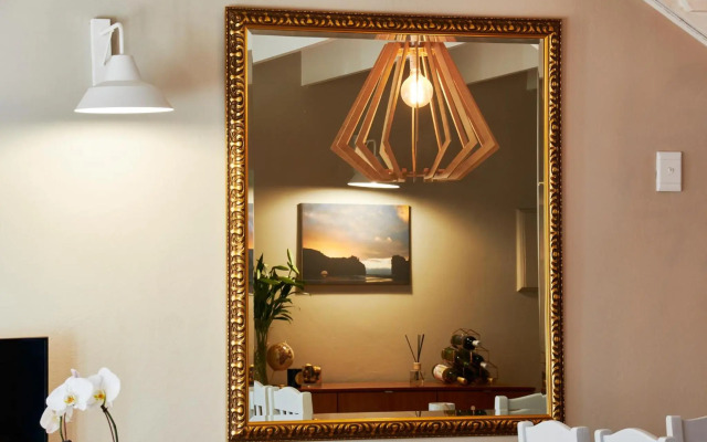 Luxurious & centrally located home away from home