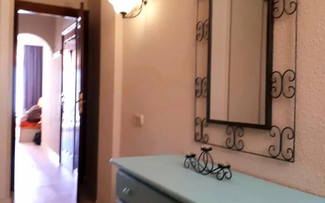Paradise Court Aparthotel