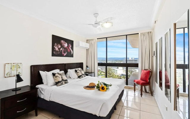 Beachcomber Surfers Paradise