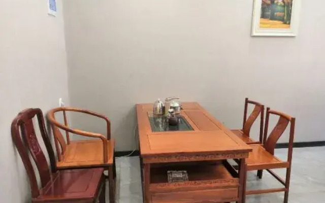 Ji Sheng Hotel