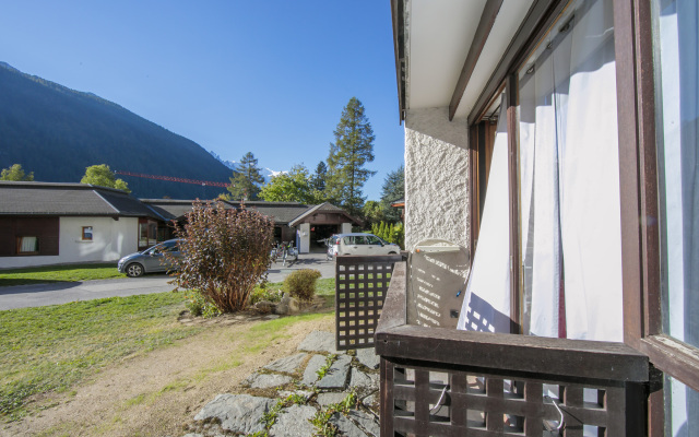 Residence de Lognan- Les Drus 12