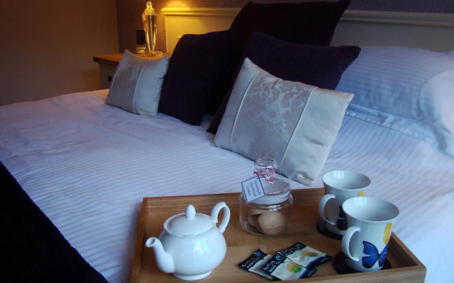 Pine Lodge Guest House