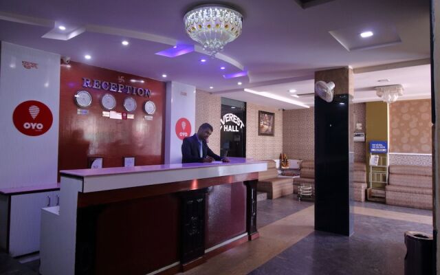 OYO 8177 Hotel Silver Oak