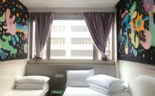 Spring Guest House (5/F)