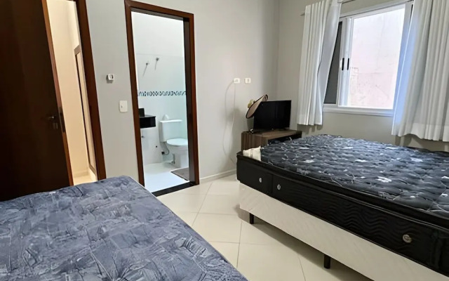 Casa com piscina em Bertioga 1