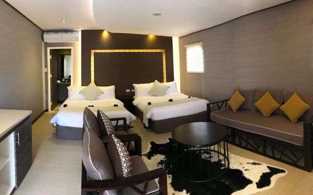 Safari Hotel And Villas