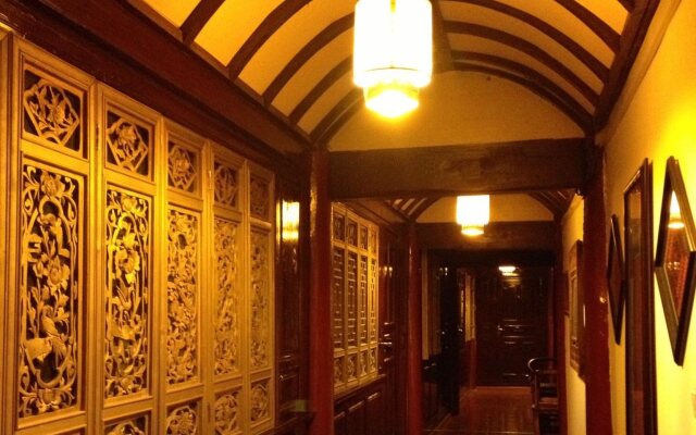 Australia House - Lijiang