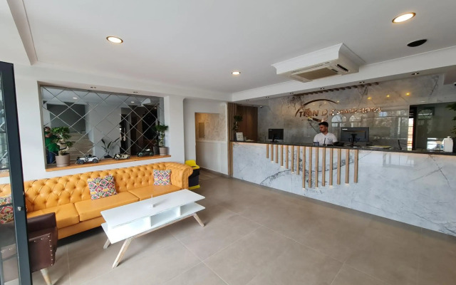 Tonoz Beach Hotel