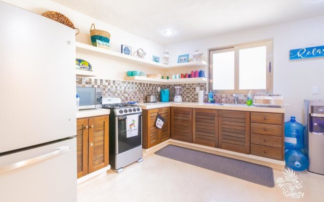 Casa Bongo by Skyrun