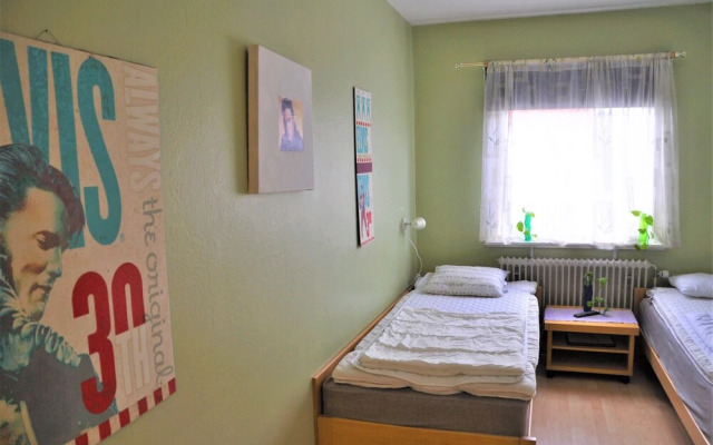 Roddaren Vandrarhem - Hostel