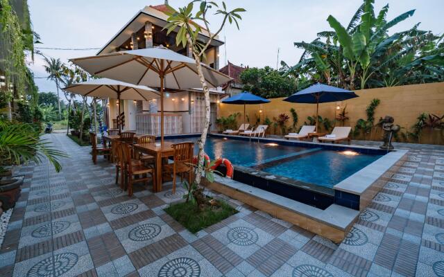 Sari Nusa Inn