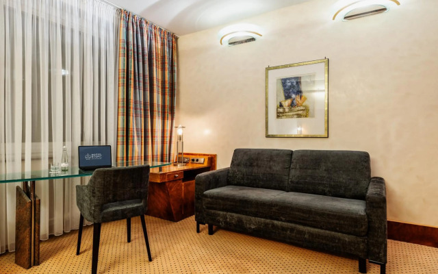 Hotel Royal