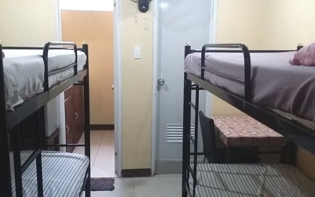 Garces Budget Apartelle