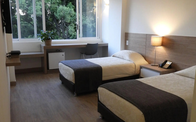 Park V Hotel & Suites