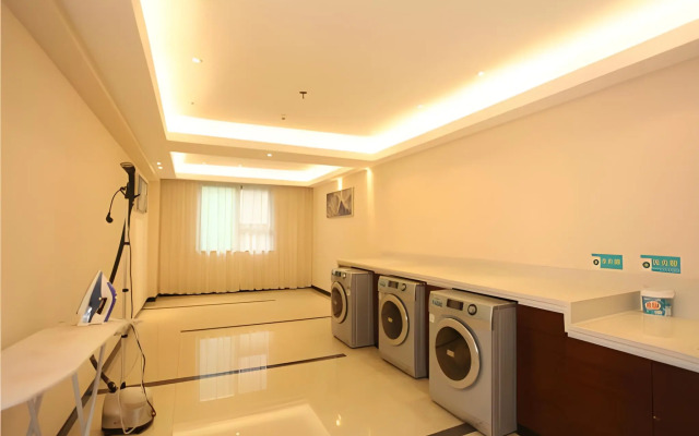 City Comfort Inn Shenzhen Longhua Bus Station Qinghu Metro Station