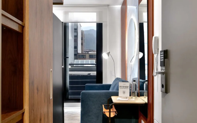 W Amazing 1BR w Beautiful View in Virrey