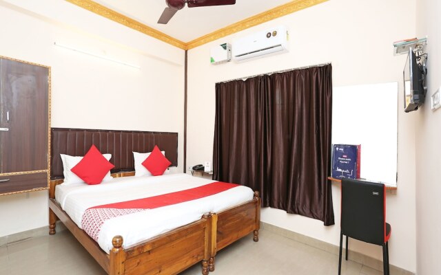 OYO 12536 Garden Plaza