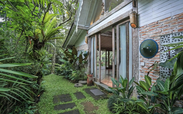 Pramana Giri Kusuma
