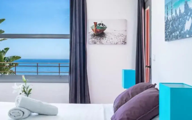 Villa - 4 Bedrooms with Pool, WiFi and Sea views - 107880