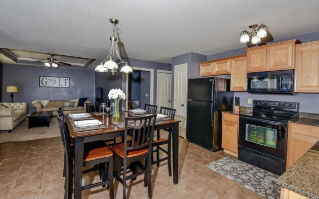 Birdie's Bliss 2BR Condo Sleeps 6!