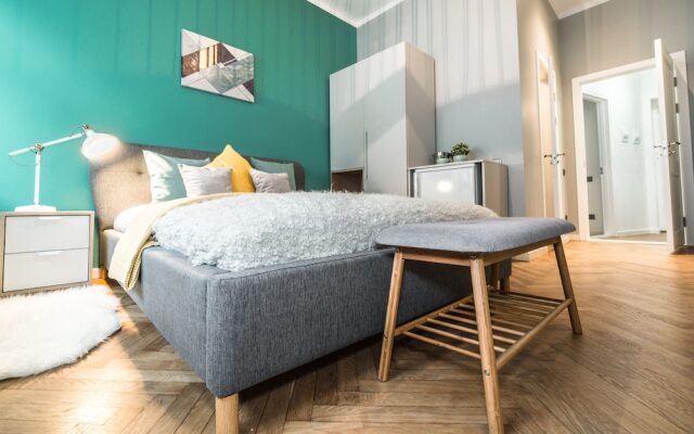 Greystone Suites & Apartments