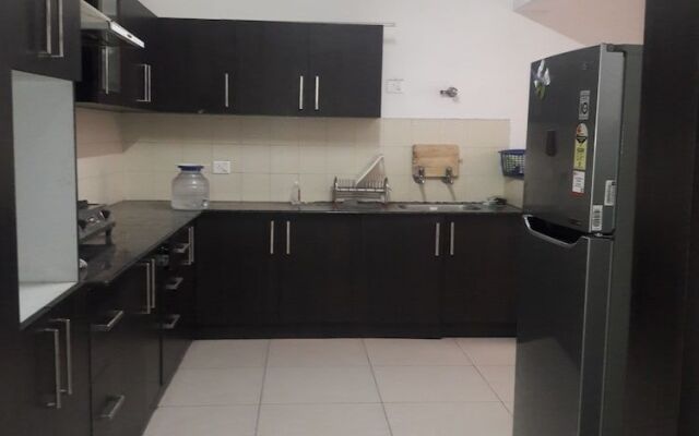 Deeya Suites
