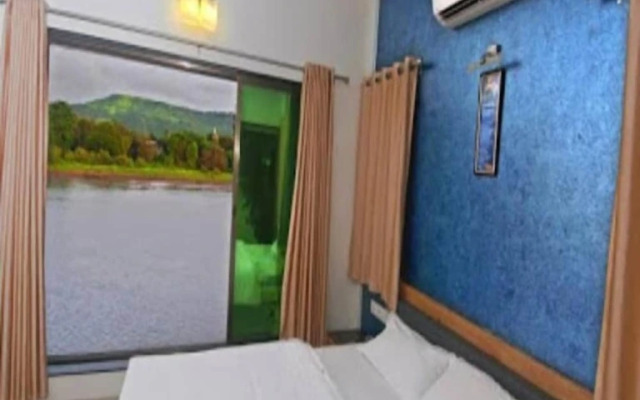 Hotel Visava Riverside