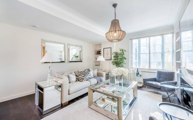 Luxurious 3-bed Apartment in London