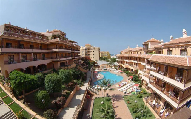 Los Alisios Apartments
