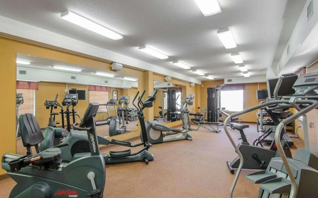 Quality Inn & Suites