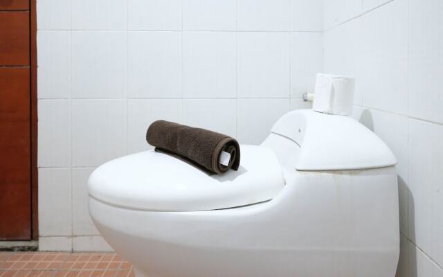 Cozy And Homey Studio Apartment At High Point Serviced