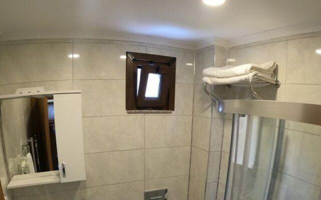 Savsat Karagol Hotel